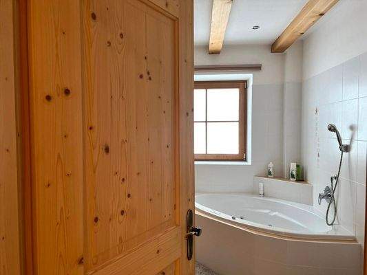 Traumhaus-Sarntal-Traumblick-Panorama-Kuot-Schneehase-20-min-zum-zentrum-Hof-geschlossener Hof-Zweitwohnung-Südtirol-Hof-Maso-Sarentino-Berghaus-