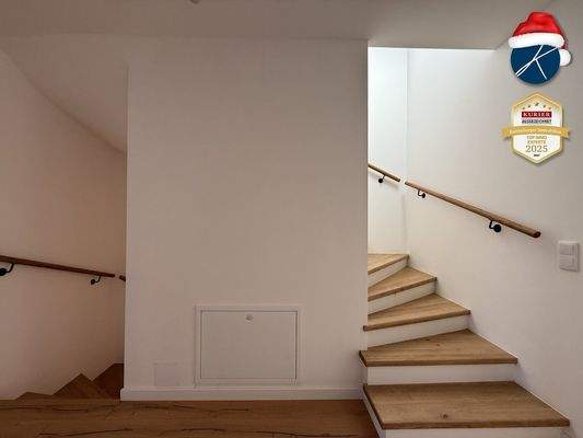 Aufgang ins DG-Atelier