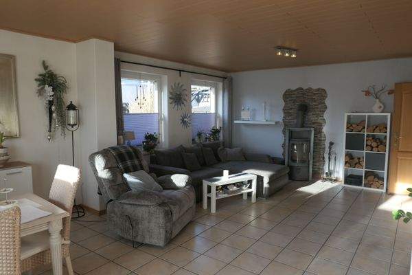 Wohnzimmer mit Kaminofen