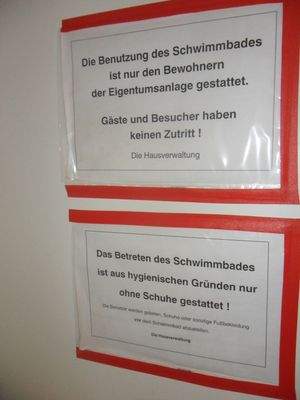 Schwimmbad-Nutzordnung.JPG