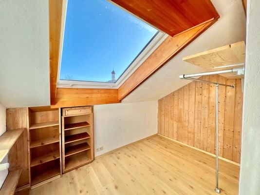 Begehbarer Kleiderschrank