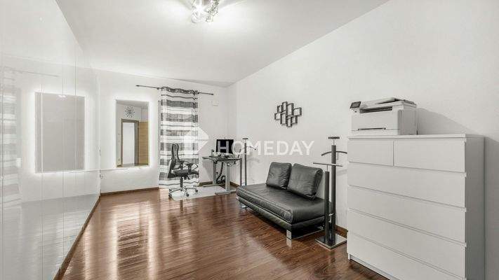 1. OG Ankleidezimmer 1