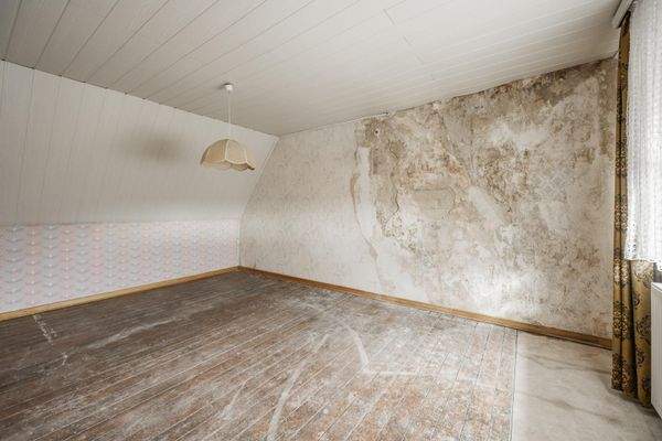 Schlafzimmer mit Vergangenheit - Ideal für neue Gestaltungsideen