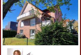 Gefällig mit Balkon