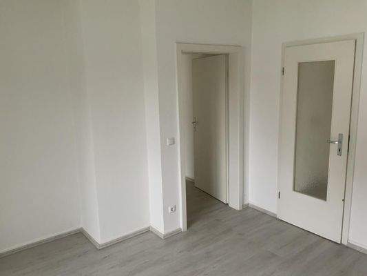 0E16E431-19A0-498E-818C-8A4961575554