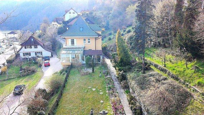 Qualitativ hoher Freizeitwert inkl. Gartenhaus, Gr