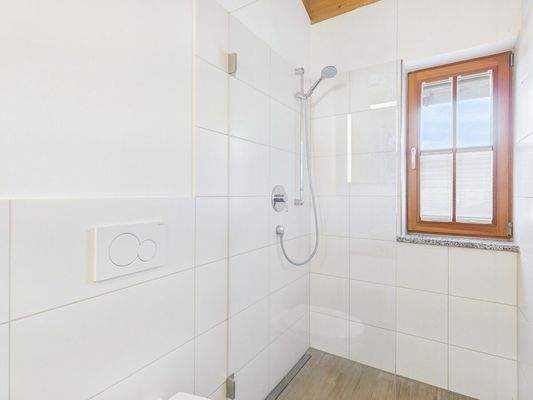 Duschbad im Obergeschoss