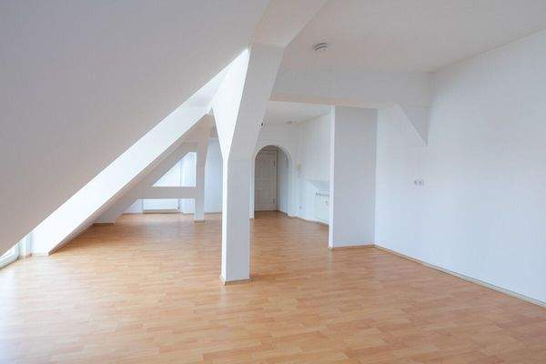 Best_Place_Handjerystraße_36_WE40_Wohnzimmer-5