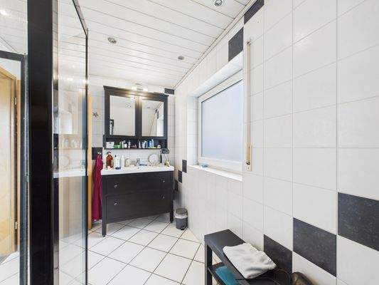 Badezimmer Dachgeschoss