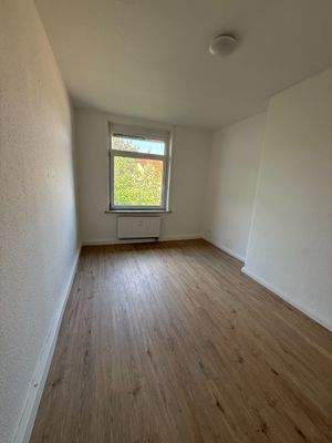 053ef058-98c7-403b-bb9f-4af42868f077