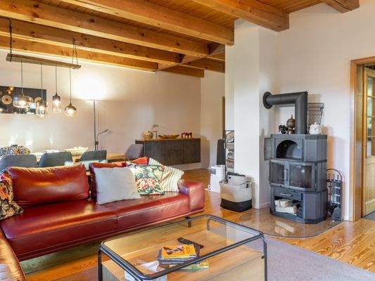 Wohnbereich mit Kamin