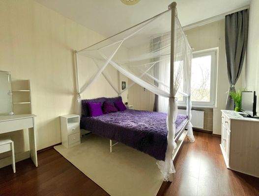 Schlafzimmer Souterrain