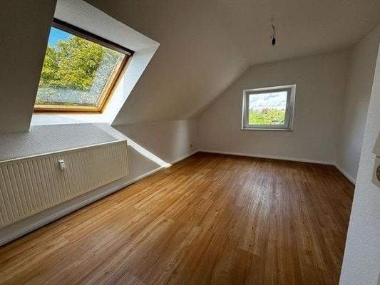 Zimmer einer DG-Wohnung