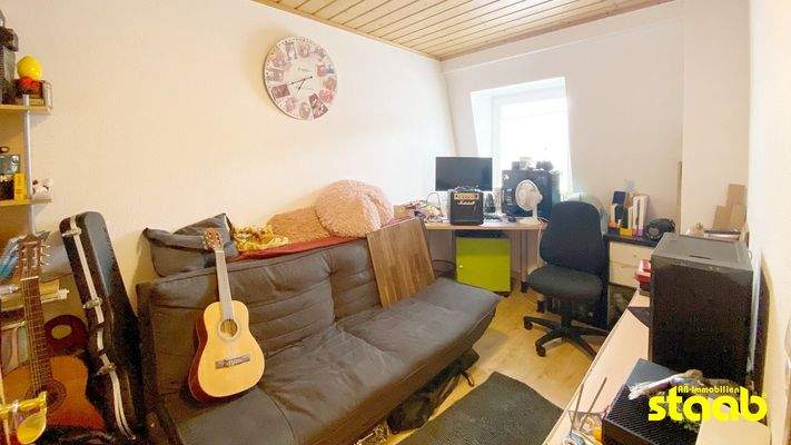 Kinderzimmer / Büro