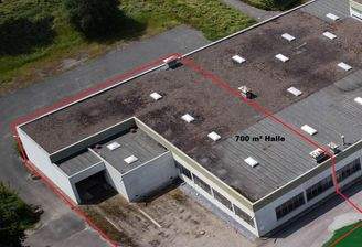 Luftbild 700qm-Halle rot markiert