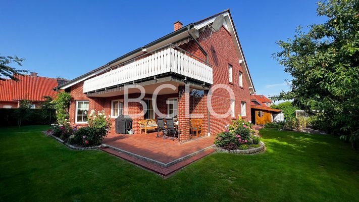 Terrasse und OG Balkon