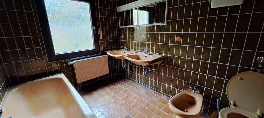 Badezimmer im EG