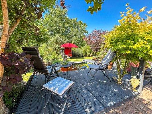  Liebevoll angelegte Gartenfläche