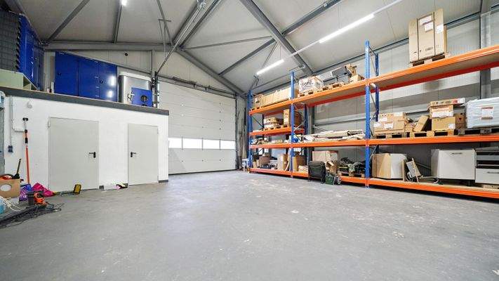 Vorderer Hallenbereich 