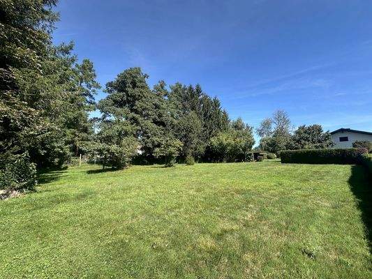 Bauplatz DHH Blick nach Nord/Ost