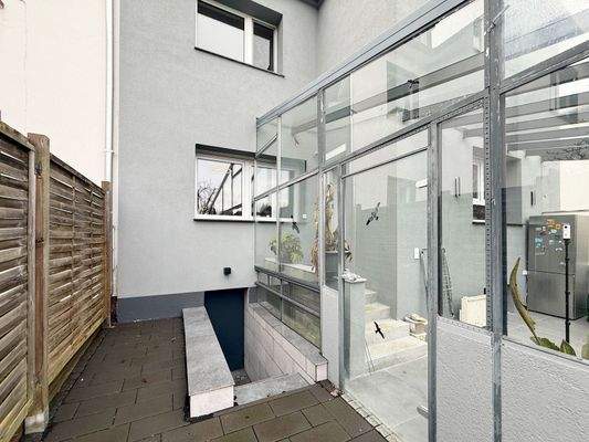 Zugang Keller und Wintergarten