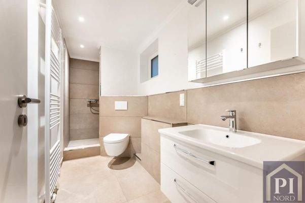 2.Badezimmer im Untergeschoss