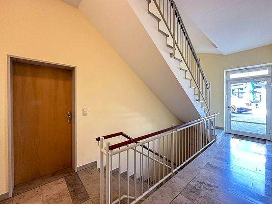 Zugang über Treppenhaus