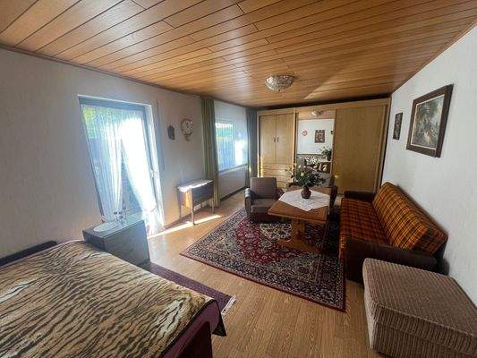 Zimmer 5 OG mit Balkon