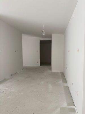 Wohnung und Zugang Abstellraum