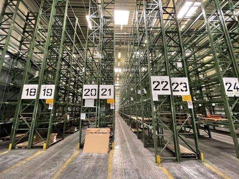 Hofheim Halle, Hofheim Hallenfläche