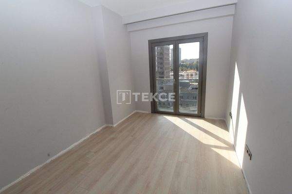 Spacious Apartments with Balcony in Küçükçekmece İstanbul