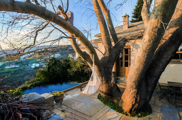 Traumhaftes Steinhaus mit Meerblick und Pool in Pi