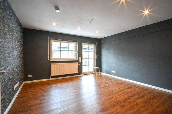 Wohnzimmer mit Terrassenzugang