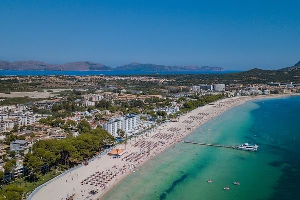 Playa-de-Pto-ALCUDIA-y-Bah�a-Pollensa