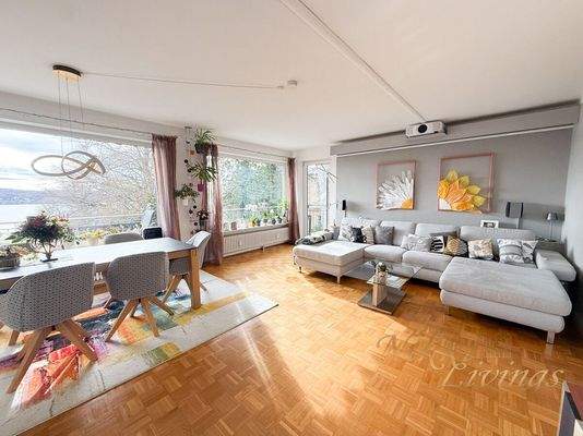 Wohn/Esszimmer mit Seeblick