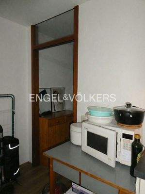 Wohnraum mit Blick zum Flur