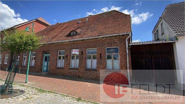 Vorderansicht_Hofauffahrt