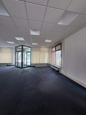 Großraumbüro EG_2.jpeg