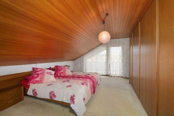 Schlafzimmer DG 21/1