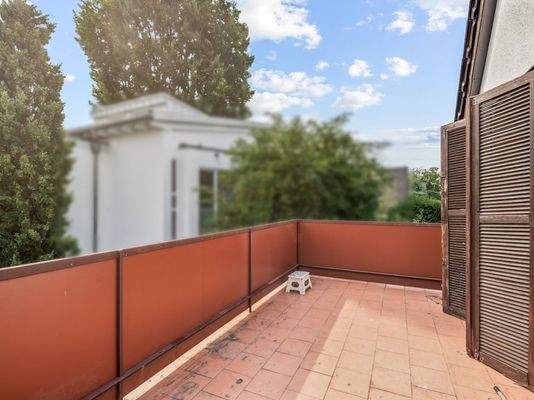 großzügiger Balkon