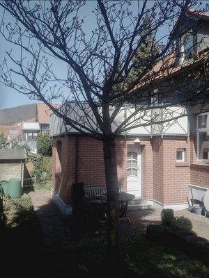 Garten, Blick zum Anbau