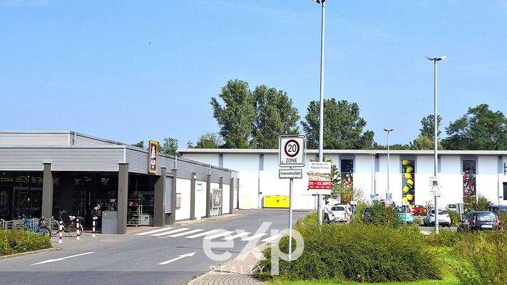 Nähere Umgebung 50 - 100 M, 1