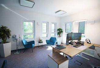 Bürofläche 1.OG.jpg