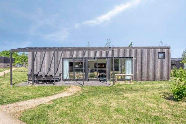 Ferienhaus-zu-verkaufen-Lakeside-Resort-Brielle001