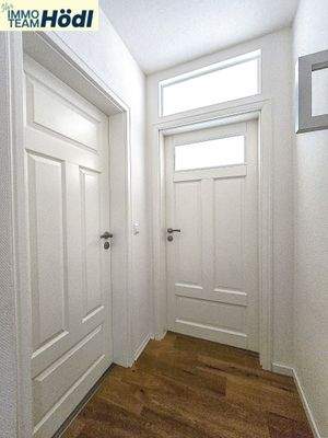 Flurbereich mit hochwertigen Zimmertüren