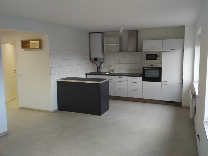 3-Zimmer-Wohnung in Carling, renoviert und gepflegt, mit Einbauküche