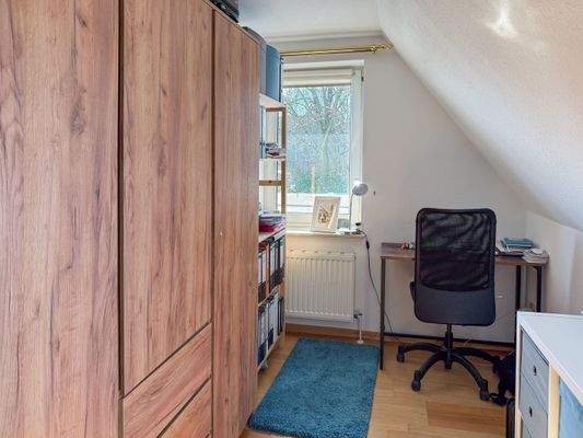 25. Einliegerwohnung Büro OG.jpg