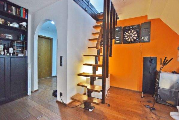 Treppe zum Spitzboden