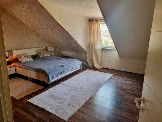 Schlafzimmer Hauptwohnung