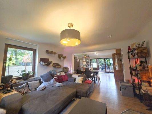 Souterrain Wohn- / Essbereich